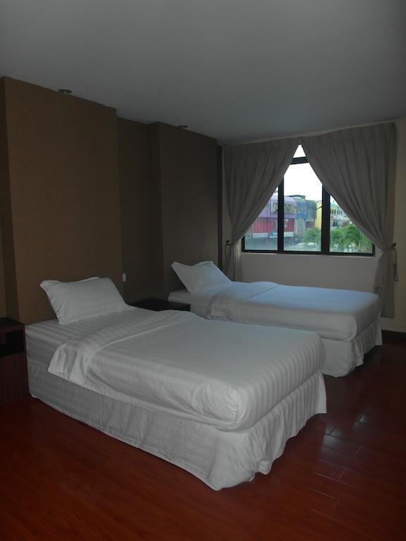 Mcity Inn Miri Kamer foto
