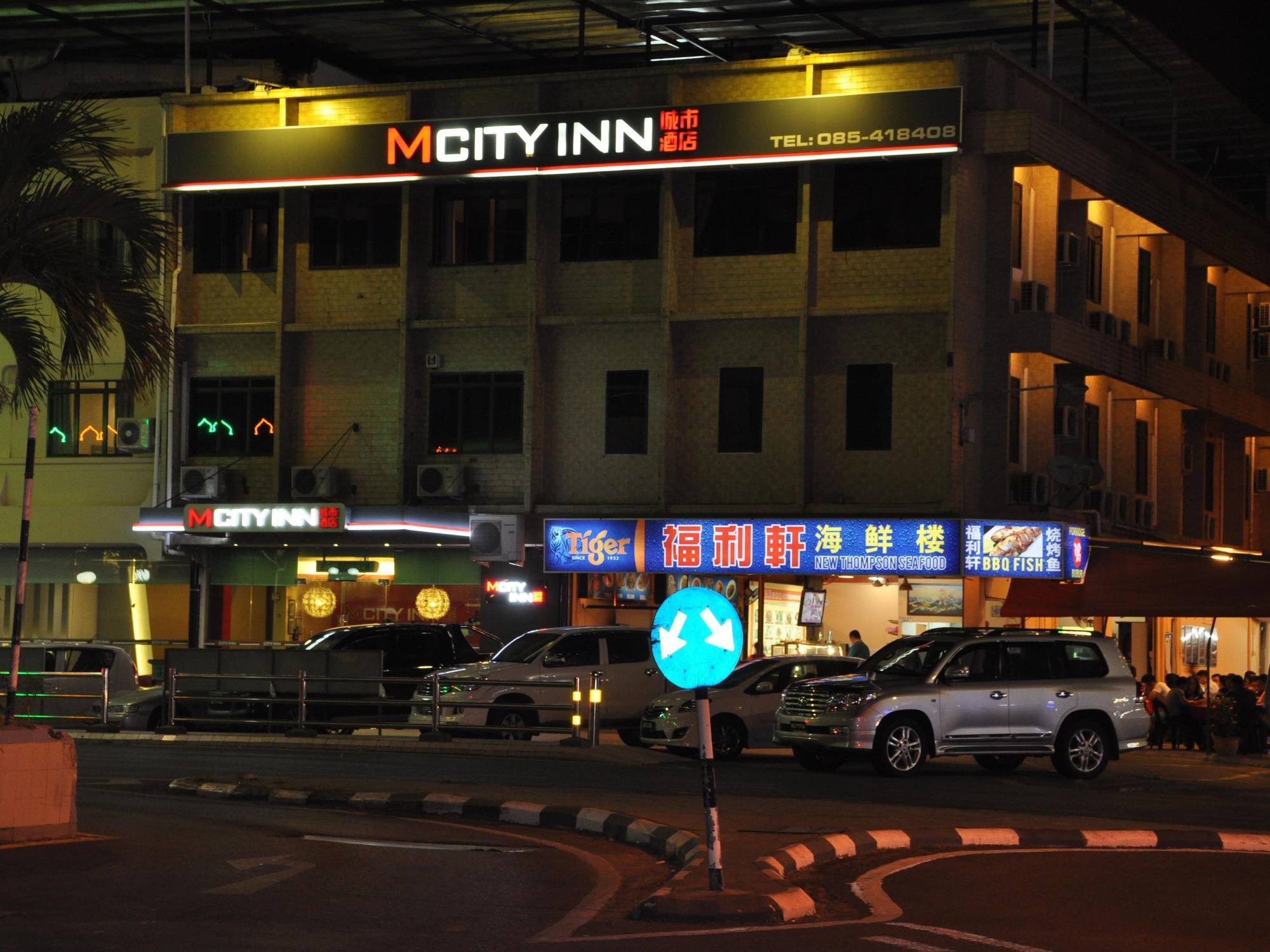 Mcity Inn Miri Buitenkant foto
