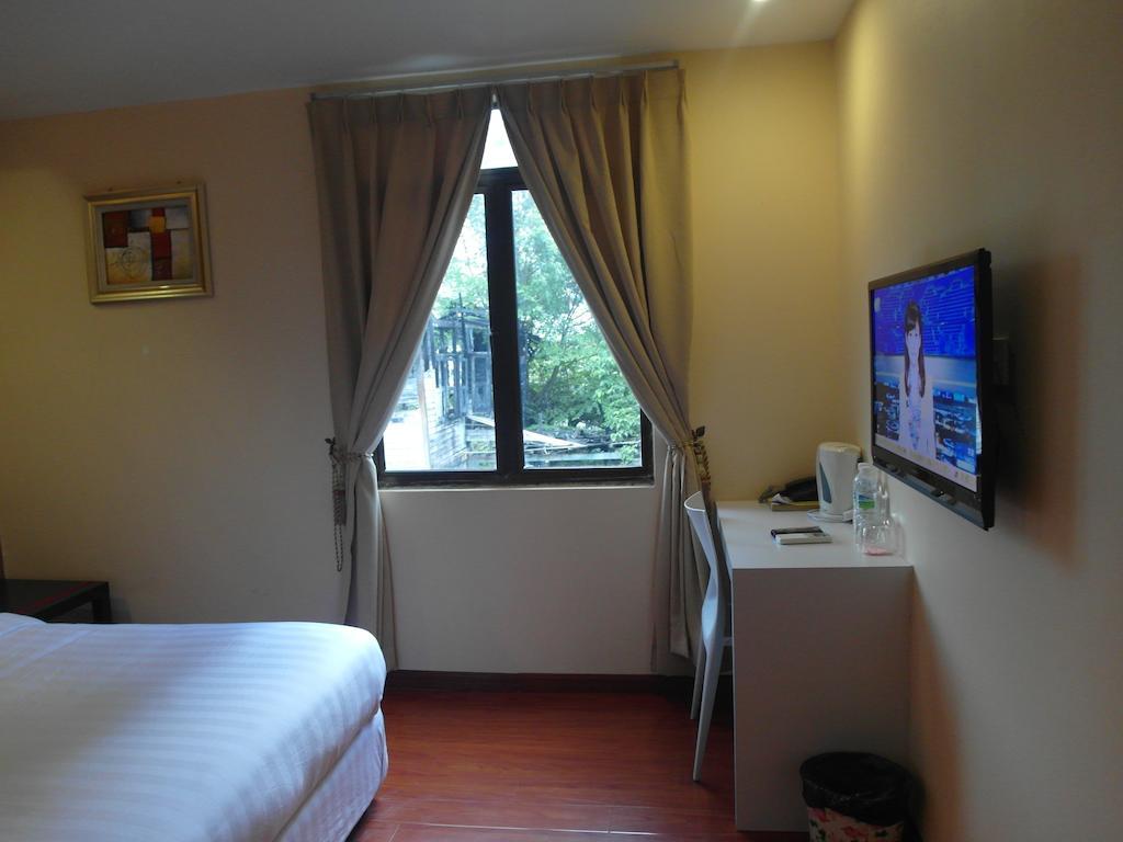 Mcity Inn Miri Kamer foto