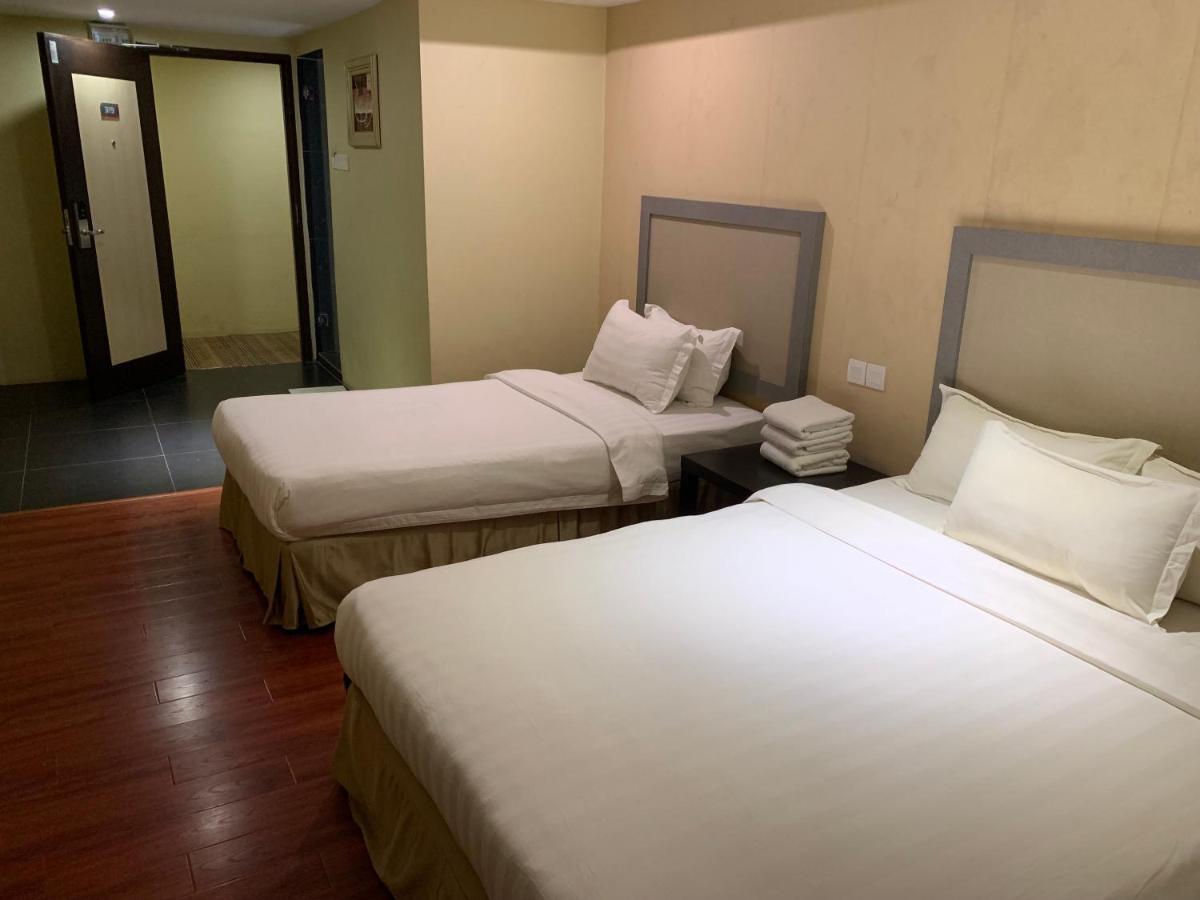 Mcity Inn Miri Buitenkant foto